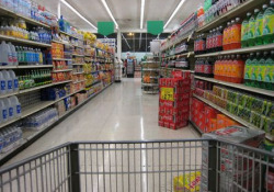 Spesa famiglie -2,8%, record dal ’97