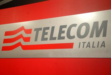 Telecom assumerà 4 mila giovani under 30