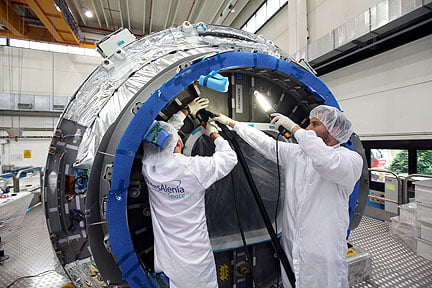 Alenia Aermacchi, raggiunto accordo su stabilimento Capodichino