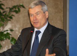 Confcommercio, Sangalli: possibile +2% Pil 2016 con più tagli tasse