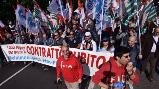 Riuscito lo sciopero, la parola torna a Federmeccanica