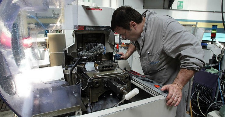 CSC, torna a crescere la produzione industriale, in aprile + 0,3 su marzo