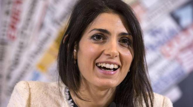 A Roma Raggi raggiunge il 35% e sfida Giachetti al ballottaggio
