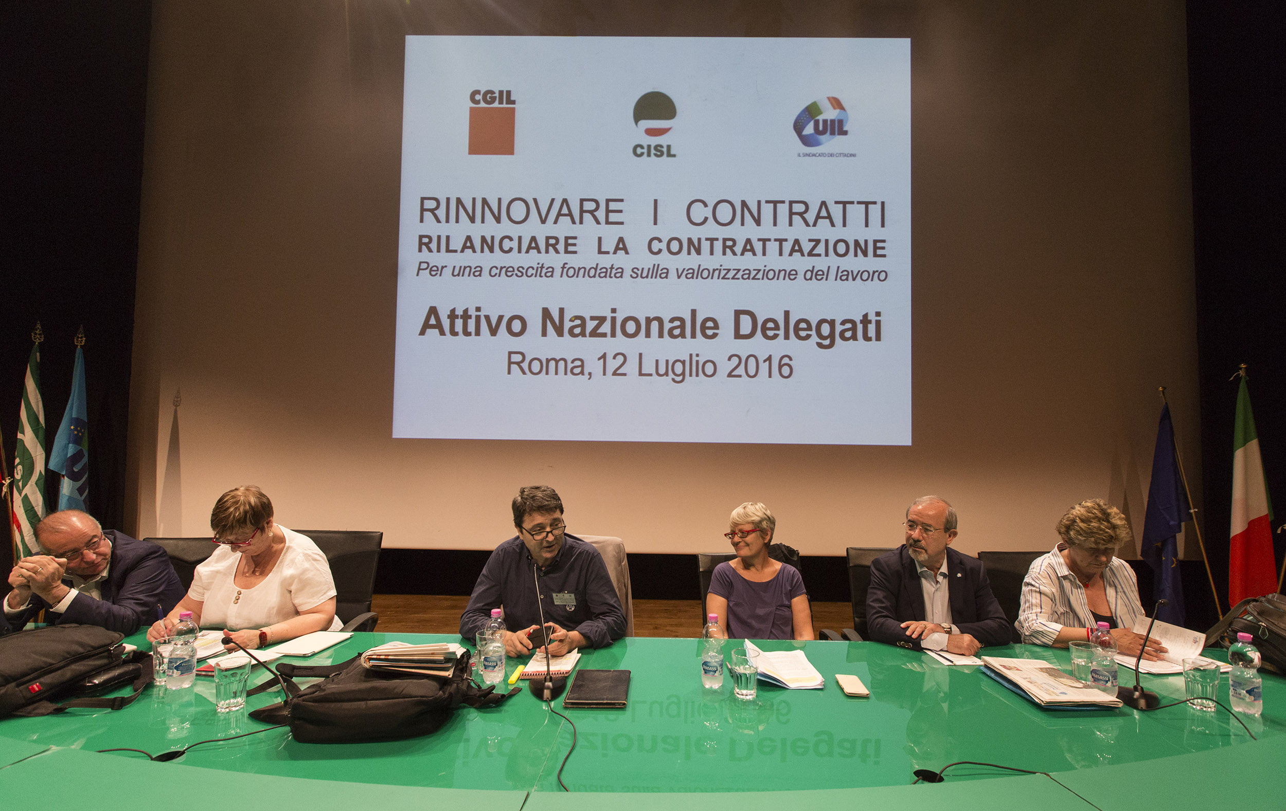 Cgil, Cisl, Uil a governo e Confindustria: “sbloccare i rinnovi’’