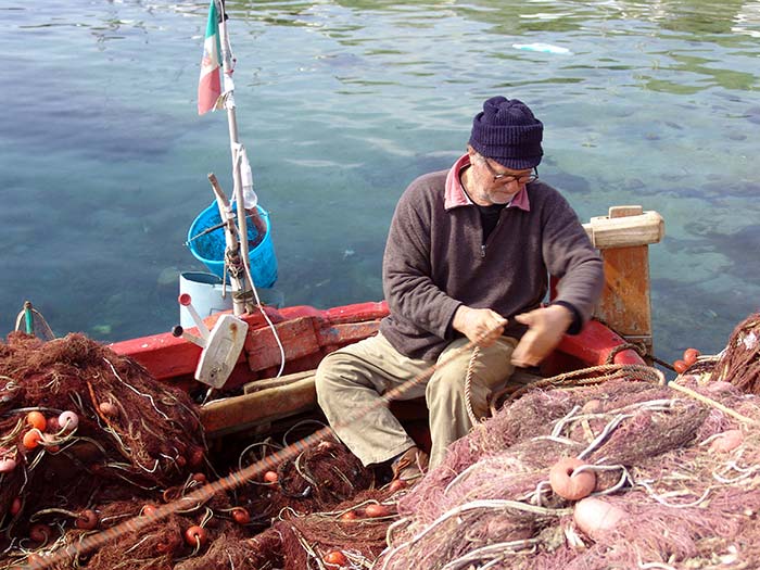Pesca, sottoscritto l’accordo per la cig in deroga 2016