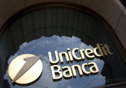 Unicredit, firmato accordo: 3.900 uscite e 2mila assunzioni