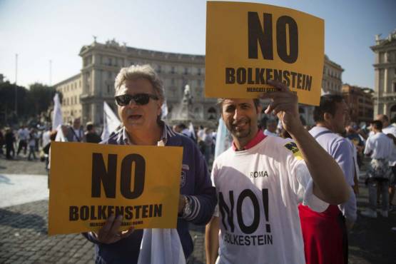 Ambulanti pronti a sciopero contro decreto concessioni