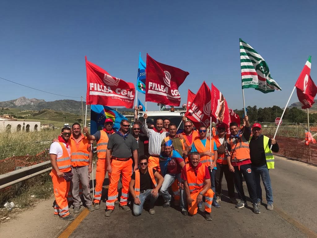 350 operai bloccano per un’ora l’autostrada Palermo–Agrigento