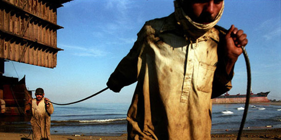 Siglato Ccnl per il personale non imbarcato delle cooperative