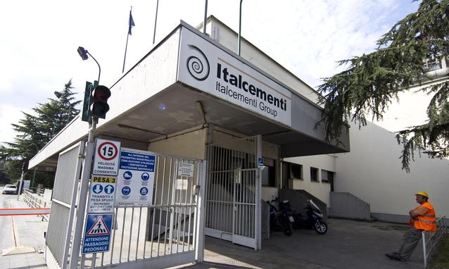 Lavoratori Italcementi in sciopero