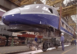 Alstom, firmato accordo su formazione, welfare, sicurezza e salario