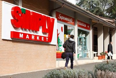Sma Simply, indetto lo stato di agitazione dei 9mila lavoratori della catena Auchan