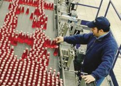 Campari, firmato il contratto integrativo, cinvolti 600 lavoratori