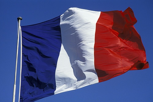 Parigi, il richiamo dell’ambasciatore dall’Italia non è permanente