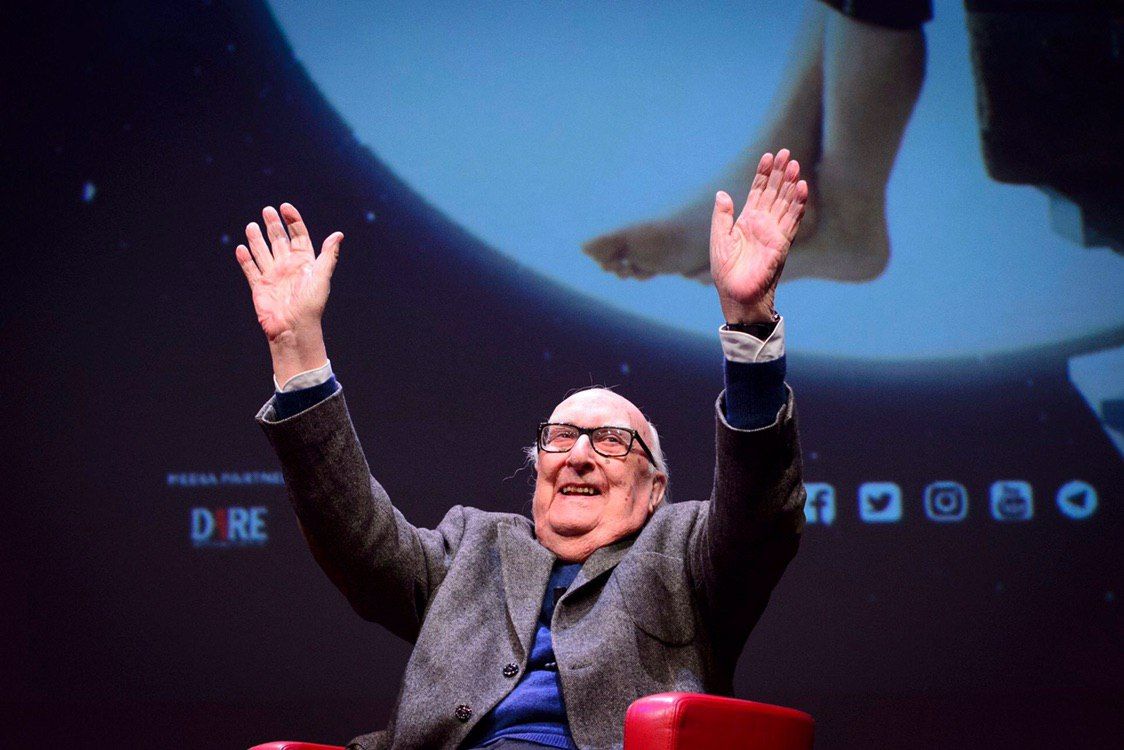 Addio Maestro Camilleri, sii felice ora e per sempre