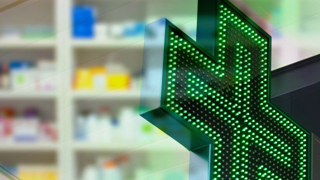 Toscana, sindacati: dipendenti farmacie senza contratto da 8 anni, presidio a Firenze