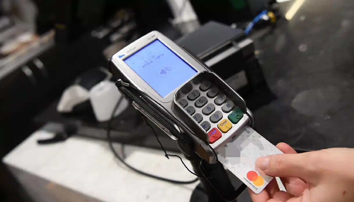 Manovra, Confcommercio: sul Pos il governo apra tavolo confronto