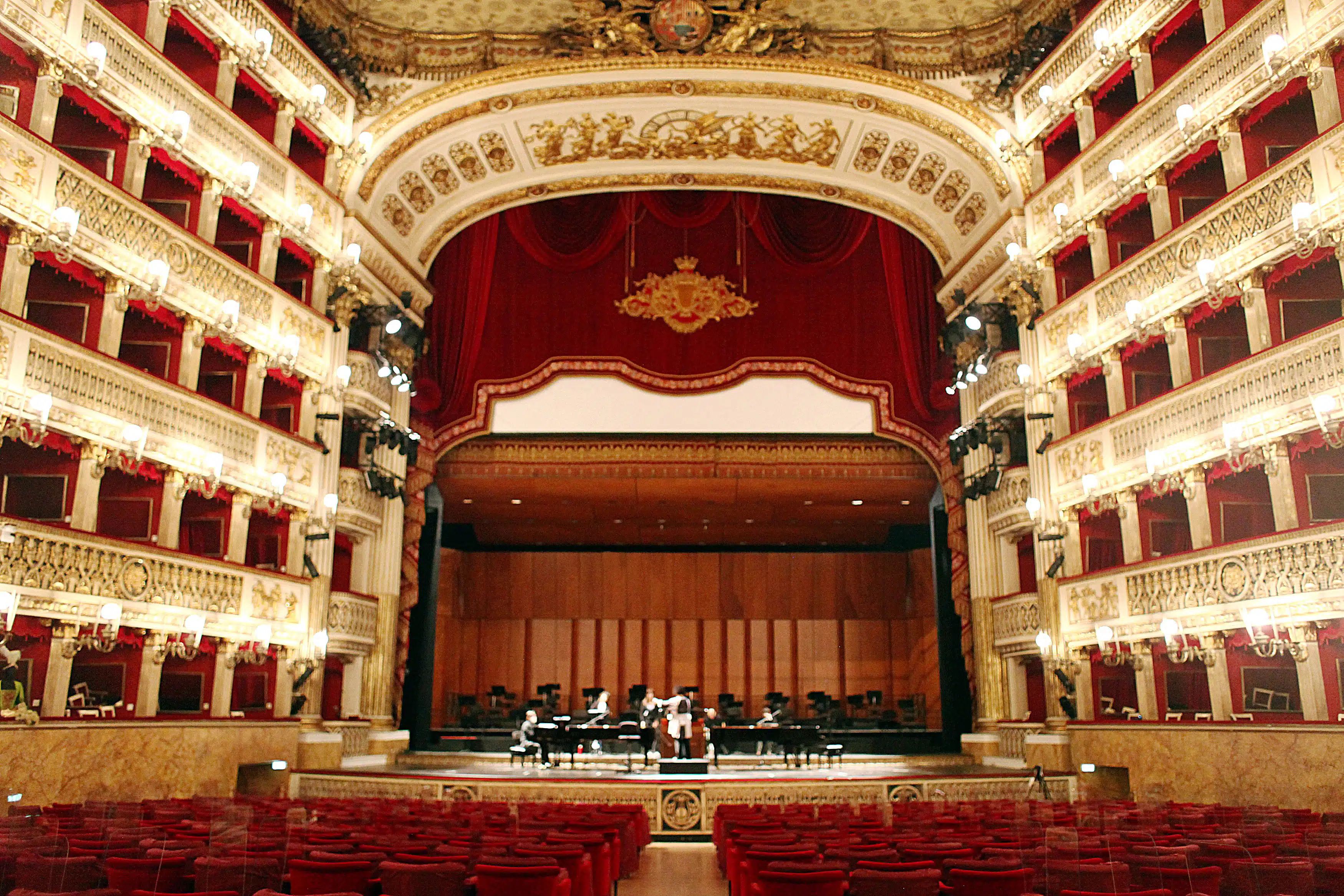 Cultura, stato di agitazione a oltranza al teatro San Carlo di Napoli
