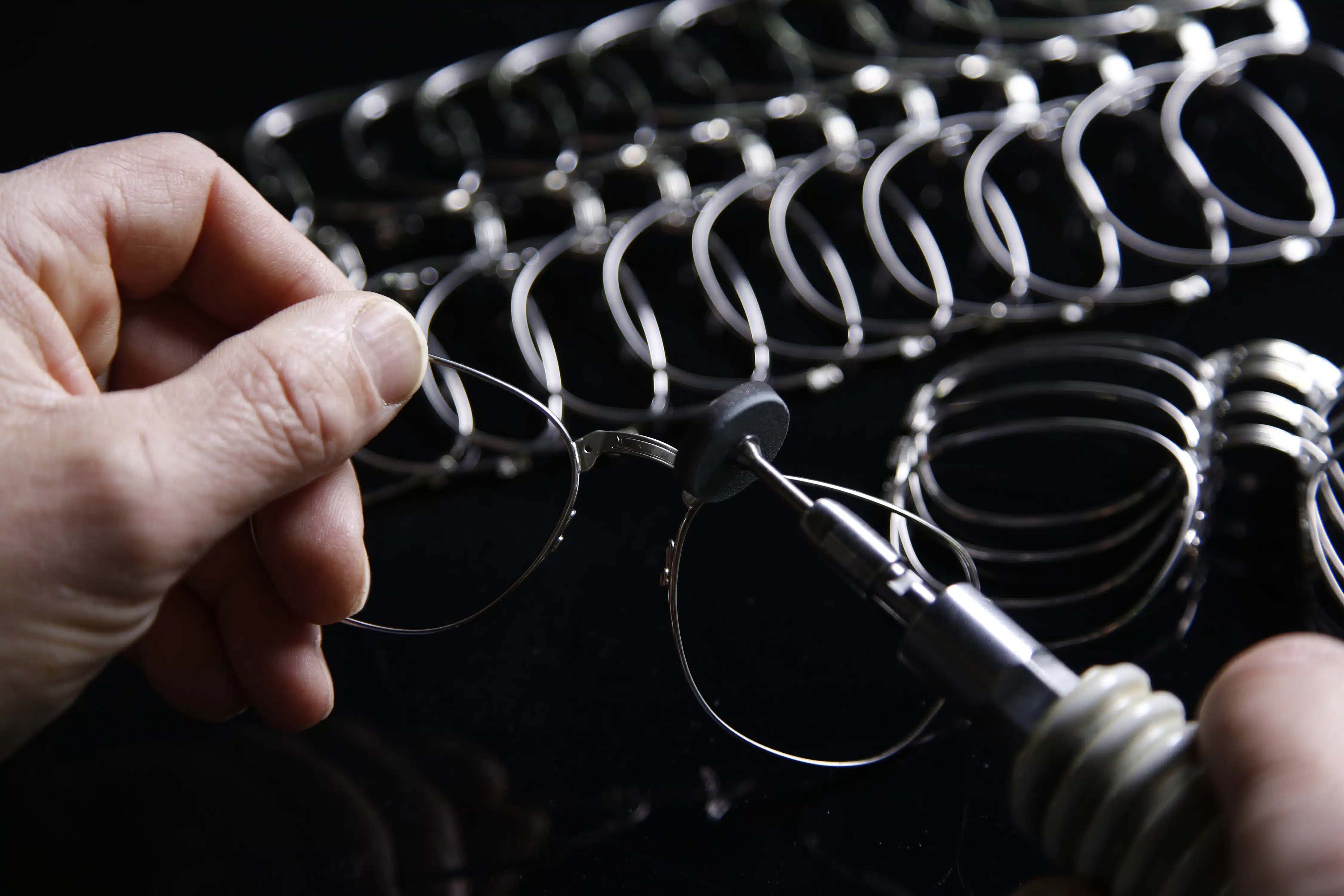 Occhiali, sottoscritta l’ipotesi di accordo per il rinnovo del contratto 2023-2025