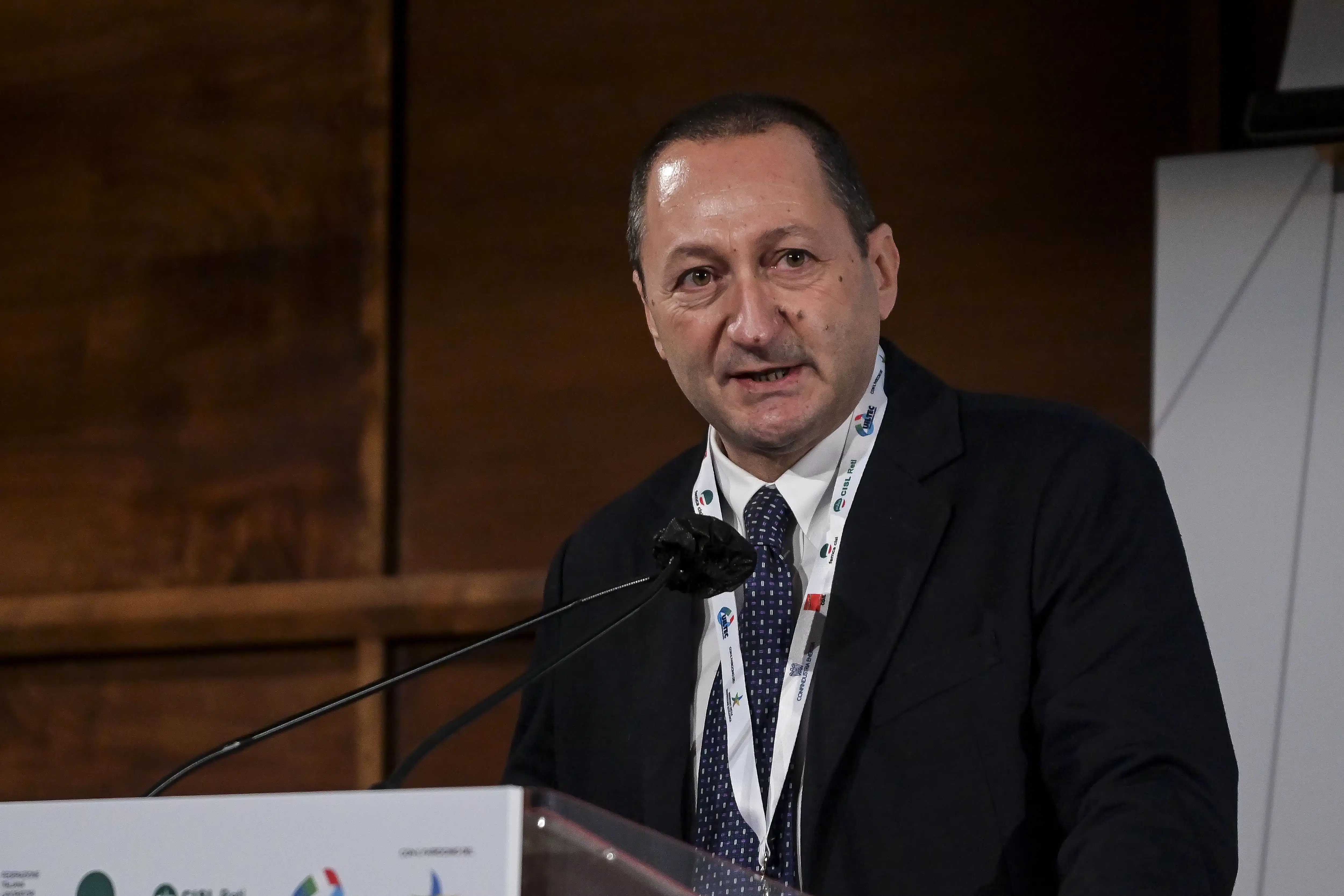 Falcinelli (Filctem), il salario minimo? Utile, ma non basta: il vero punto di svolta è la legge sulla rappresentanza (che al governo fa paura)