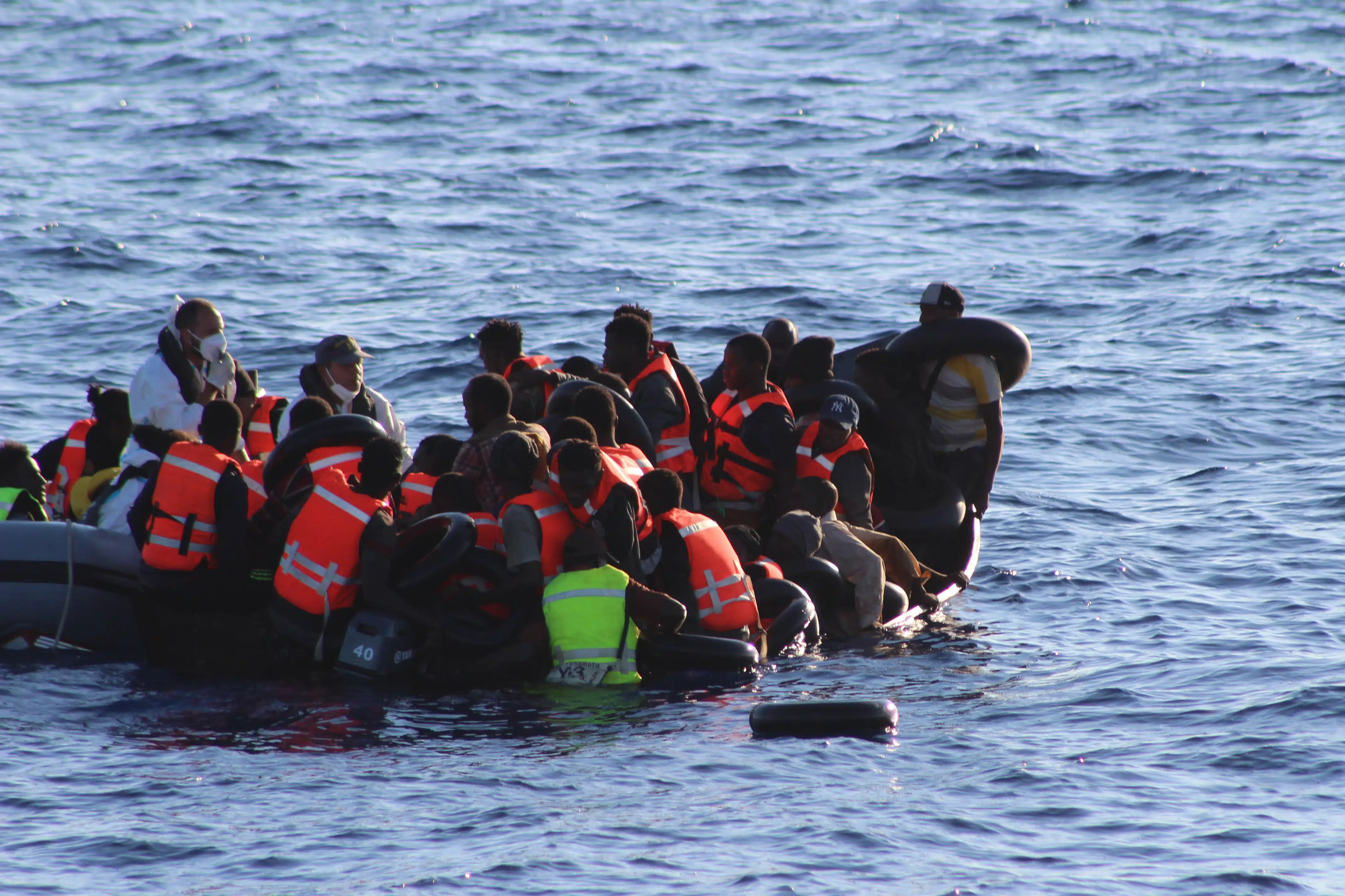 La crisi dei migranti e la matematica che non è un’opinione: quando la narrazione del governo è smentita dai numeri