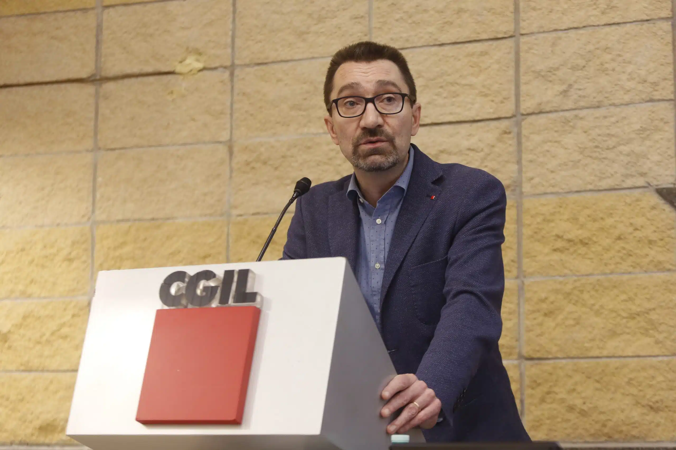 Manovra, Cgil: pessime novità, ridotta decontribuzione sopra 15mila euro solo in parte compensata da riforma Irpef