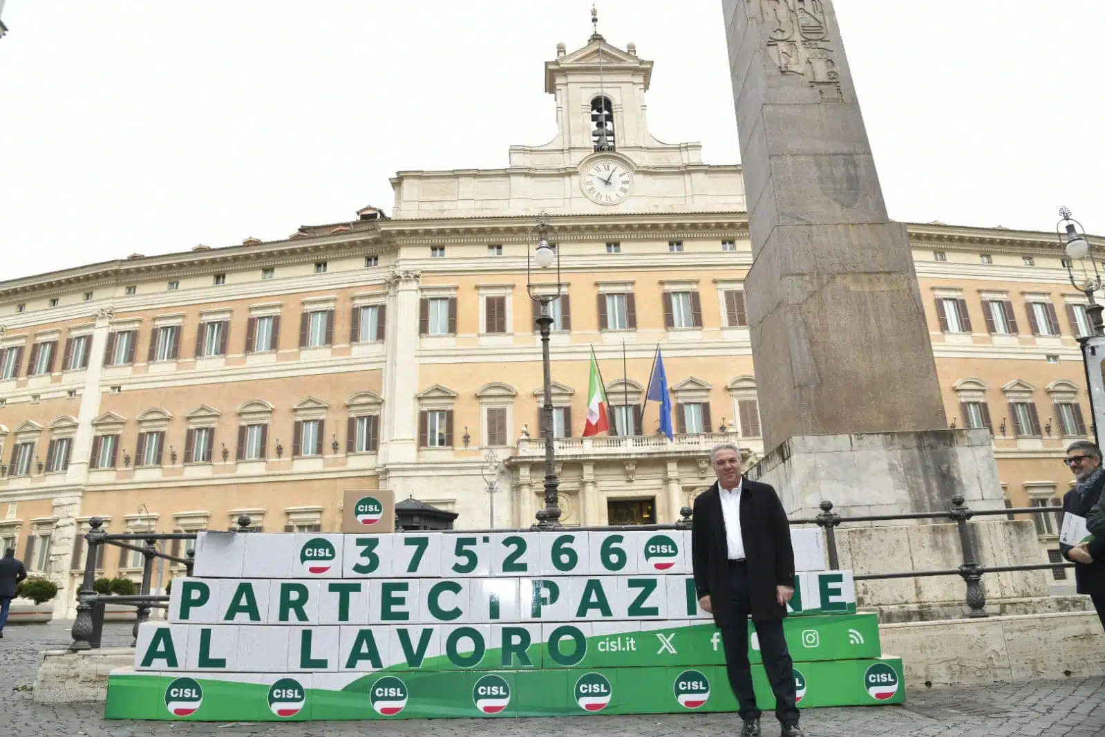 Lavoro, la Cisl deposita alla Camera firme su legge partecipazione