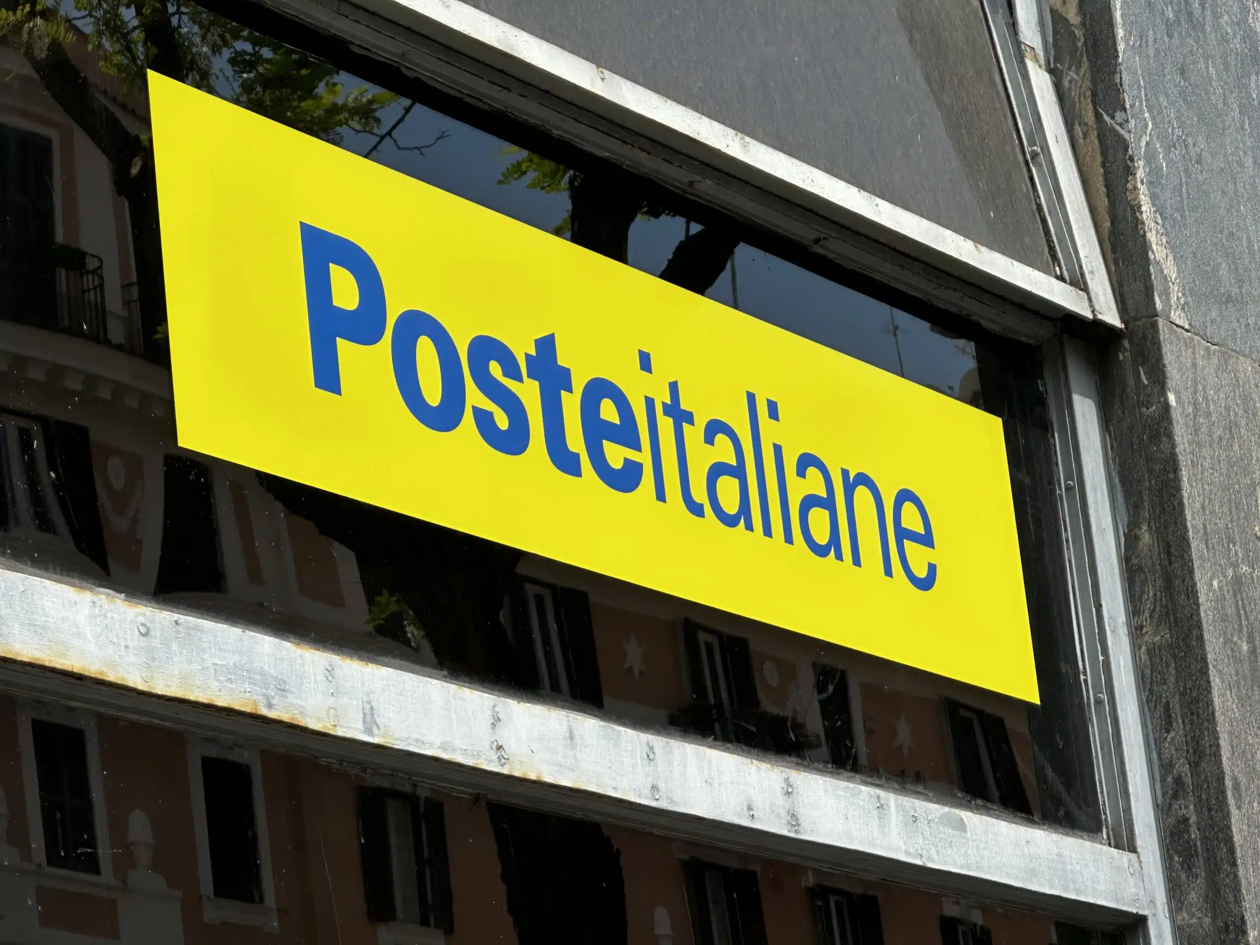 Poste, Giorgetti: con la cessione garantiti livelli occupazionali e qualità dei servizi, nessuna svendita