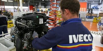 Iveco, accolta la richiesta dei sindacati per una tantum sul premio annuo, erogazione minima di 1.000 euro