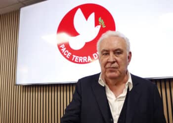 Ci mancava solo Santoro