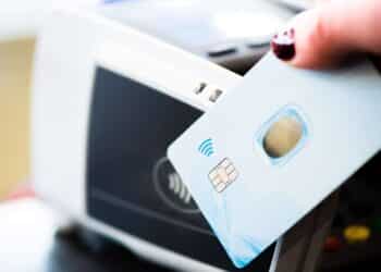 I pagamenti elettronici fanno bene all’economia e pure all’occupazione