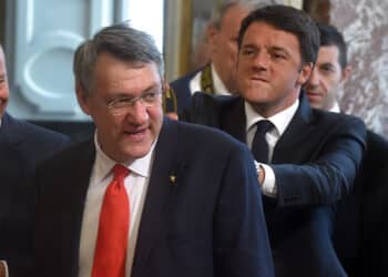 Renzi-Landini, scontro sul Jobs act. Per il sindacalista “crea precariato, va abolito”, ma il leader di IV ribatte: “ha creato 1 milione di posti, dalla Cgil il peggior populismo’’