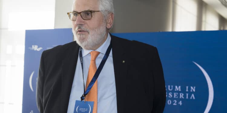 Fondazione Crt, il presidente Palenzona si dimette