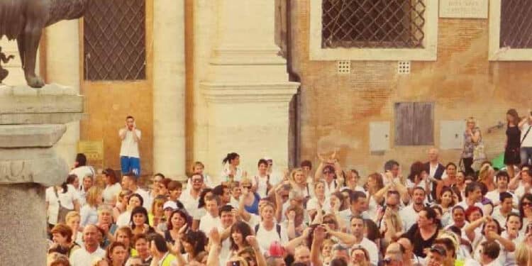 Roma Multiservizi. La grande vertenza. Dalla lotta di piazza all’internalizzazione, a cura di Marina de Ghantuz Cubbe