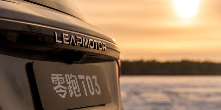 Stellantis, Leapmotor International pronta a vendere bev cinesi in Ue. Fiom: opportunità per Mirafiori, urgente incontro a Palazzo Chigi 