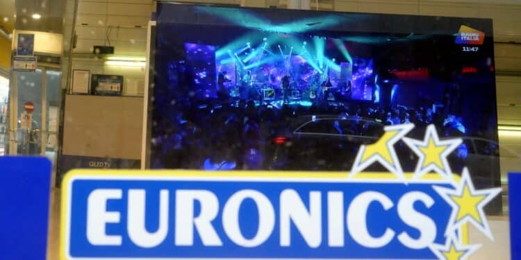 Aziende Euronics, Filcams Cgil: dopo anni di sacrifici dei lavoratori, stanno licenziando in massa