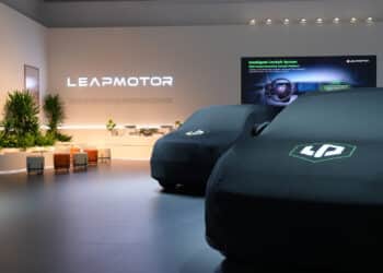Stellantis, al via la produzione dell’elettrica Leapmotor in Polonia. Fiom: fatto gravissimo, Meloni convochi Tavares