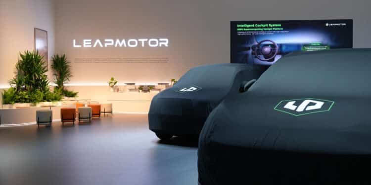 Stellantis, al via la produzione dell’elettrica Leapmotor in Polonia. Fiom: fatto gravissimo, Meloni convochi Tavares