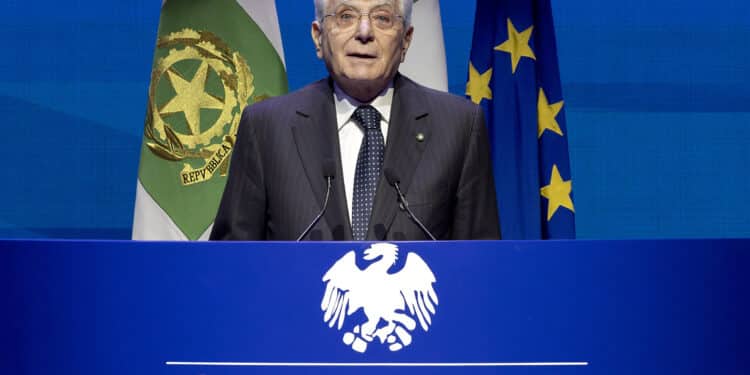 Assemblea Confcommercio, Mattarella: si a contratti di lavoro equilibrati, no ai contratti pirata. Creare e distribuire ricchezza è un ruolo sociale