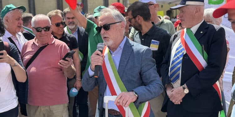 Mozarc Bellco Mirandola: prosegue lo sciopero, ai 350 a rischio licenziamento anche la solidarietà del presidente di Confindustria