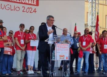 Da Latina Landini lancia una vertenza contro il caporalato: “attuare la 199 e cancellare la Bossi-Fini”