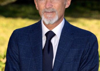 Nasce l’assistente infermiere, nuova  figura del personale sanitario. Costantino (Aris): profilo utile, ma occorrono misure strutturali