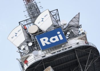 Informazione, aggredita a Roma una troupe Rai, la solidarietà del sindacato