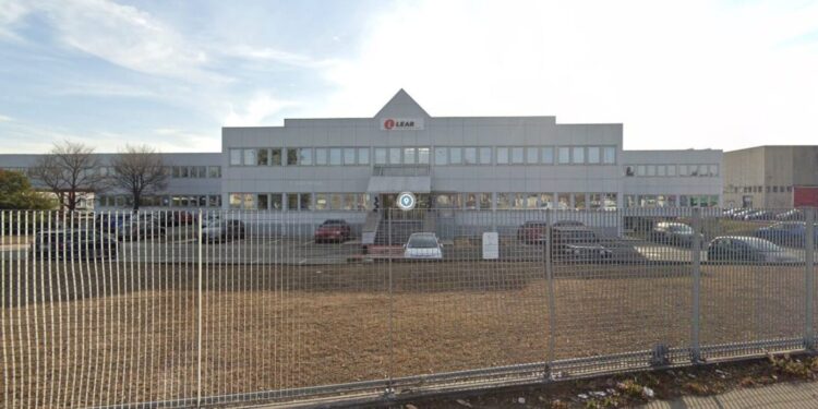 Lear, sindacati: 400 posti a rischio con la fine degli ammortizzatori