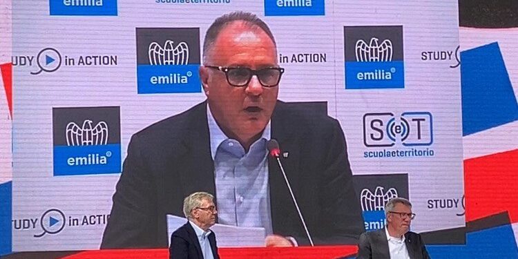 Landini-Orsini, prove tecniche di confronto: divisi sul Jobs act, uniti sui timori per transizione energetica e futuro dell’industria. Dubbi di Confindustria sull’autonomia differenziata