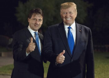 Un Trump a destra e uno a sinistra