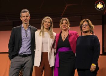 Imprese, Paola Bernardotto vince il premio GammaDonna 2024. Slow design batte fast furniture