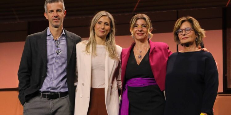 Imprese, Paola Bernardotto vince il premio GammaDonna 2024. Slow design batte fast furniture