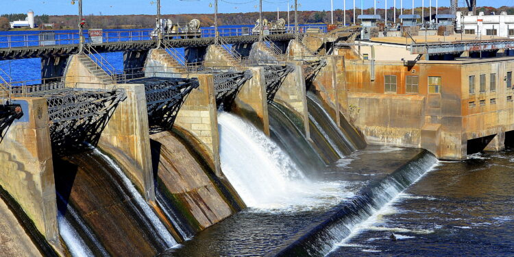 Idroelettrico, sindacati: preoccupa l’affidamento delle concessioni