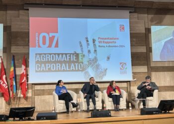 Caporalato, Flai-Cgil: 200mila irregolari non solo stranieri e non solo al sud. I dati della settima edizione del Rapporto Agromafie e caporalato